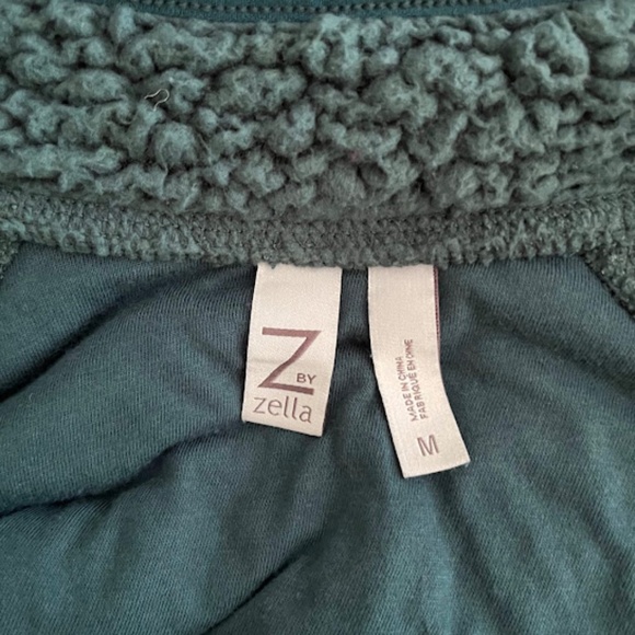 Zella Green Sherpa Lined Fleece, Sz Med, EUC - Picture 4 of 5